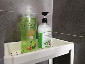 Bathroom amenities