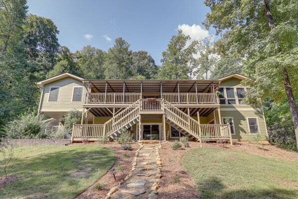 Lake Lure Vacation Rental | 4BR | 3BA | Step-Free Entry | 3,500 Sq Ft