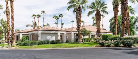 Stunning PGA West Condo!