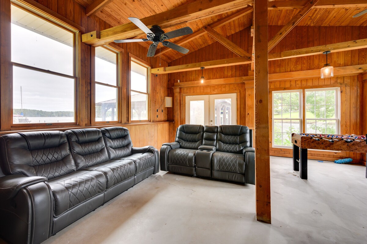 Milledgeville Home w/ Private Dock & Dock House!