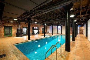 Make  use of the shared indoor swimming pool within the building.