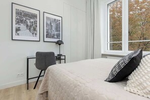 A quiet bedroom perfect for relaxing. 