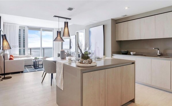 Kitchen (1)