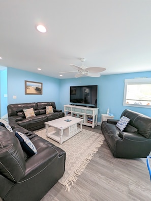 646 Tingle Ave, Bethany Beach