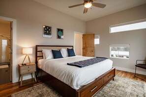 King Bedroom