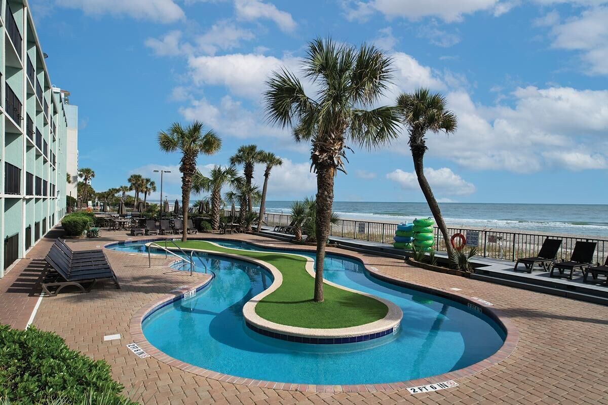 · Oceanfront Bliss Cabana Room Oceanfront 4th Fl