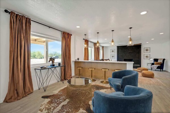 Lounge Area