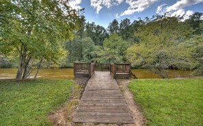 The community dock over-hanging the Toccoa River - Perfect location for tubing