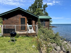 Eve's Place Cabin 1 on Lake Superior