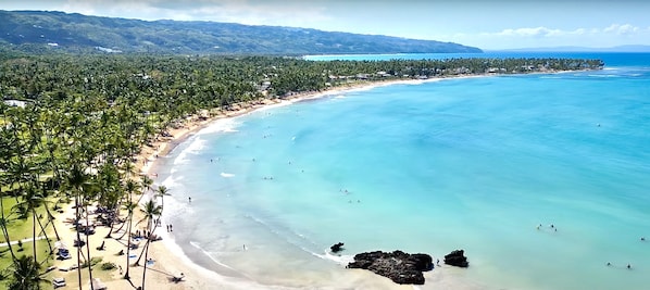 World Famous Playa Bonita. 
National Geographic Magazine Top 10 Beaches !!!