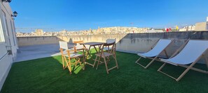 Roof terrace with City and Grand Harbour Views.