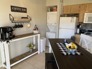 Dining Area w/ coffee bar