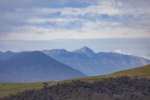 View of Mt Buffalo at The Bella Vista by Mt Bellevue in the King Valley