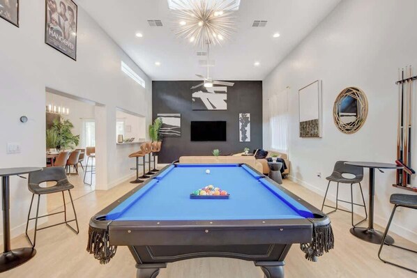 Spielezimmer