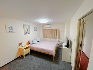 First room, indoor TV, air conditioner