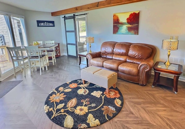 Living Room with view of Table Rock Lake / White River - Directly above Holiday Island Marina