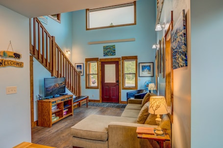 Interior view of Barnes on boundary A