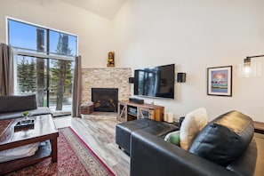 Living Area, Ski Hill Chalet, Breckenridge Vacation Rental
