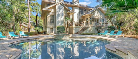 2 Spanish Moss - Private Pool Area