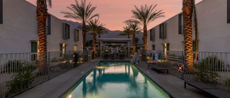 Stunning sunsets at this Palm Springs oasis