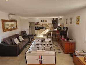 Game room