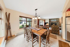 Another view of our dining room area, open into the living room and kitchen...