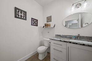 A stunning example of a modern bathroom design!