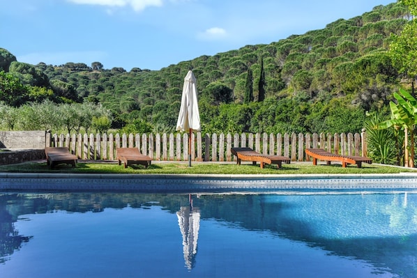 Vue sur piscine