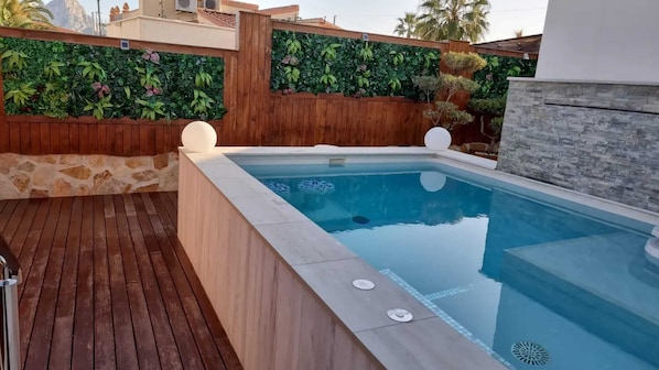 Vue sur piscine