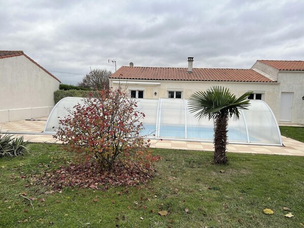 Vue sur piscine