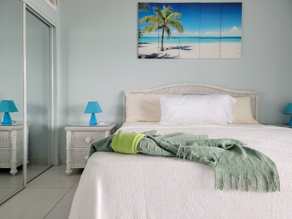Master Bedroom King Size Bed