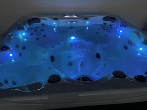 Jacuzzi