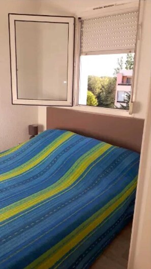 Double bed