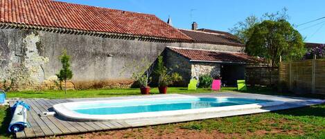 Vue sur piscine