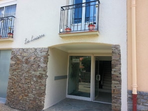 Façade