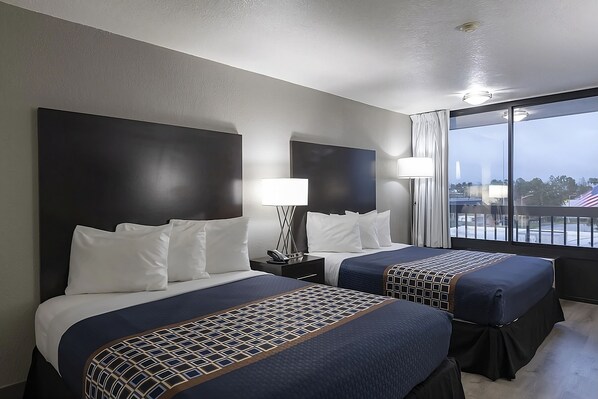 Unit with 2 Queen size beds