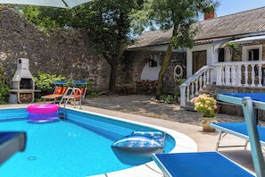 Private Pool