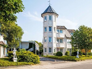 Ciel, Plante, Nuage, Bâtiment, Fenêtre, Arbre, Zone Résidentielle, Quartier, Immobilier, Toit