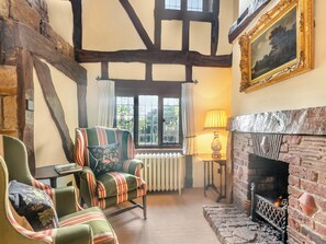 Living room | Ridge Hill Manor, East Grinstead
