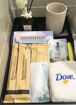 Bathroom amenities