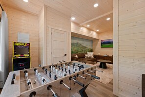 Spielezimmer