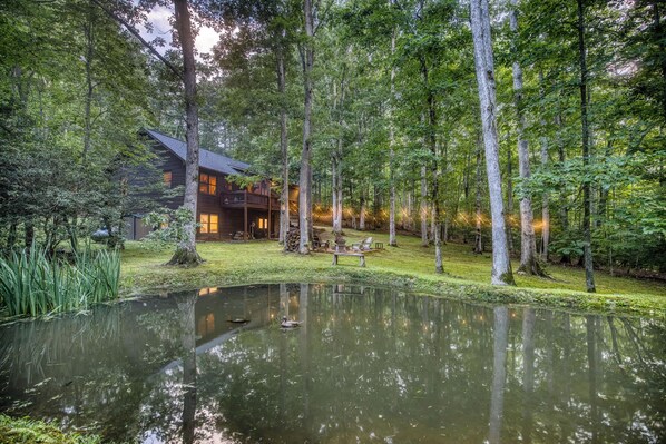 Welcome to Cozy Bear Retreat