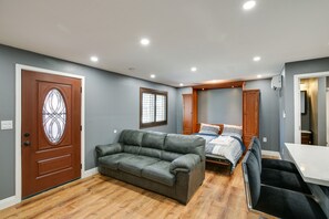 Studio | Queen Murphy Bed | Queen Sleeper Sofa | Smart TV