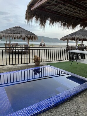 Eigener Pool