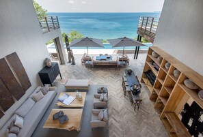 Vaulted Ceilings and unrivaled ocean view in Casa Xecora