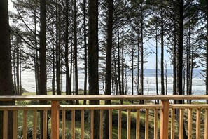 Wonderful forest and ocean views from the deck.