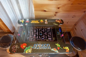 Spielezimmer