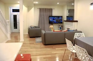 2. Open space on the first floor 2
