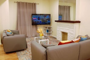 3. Spacious living room 1