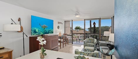 Open floor plan with beautiful ocean and West Maui Mountain views.